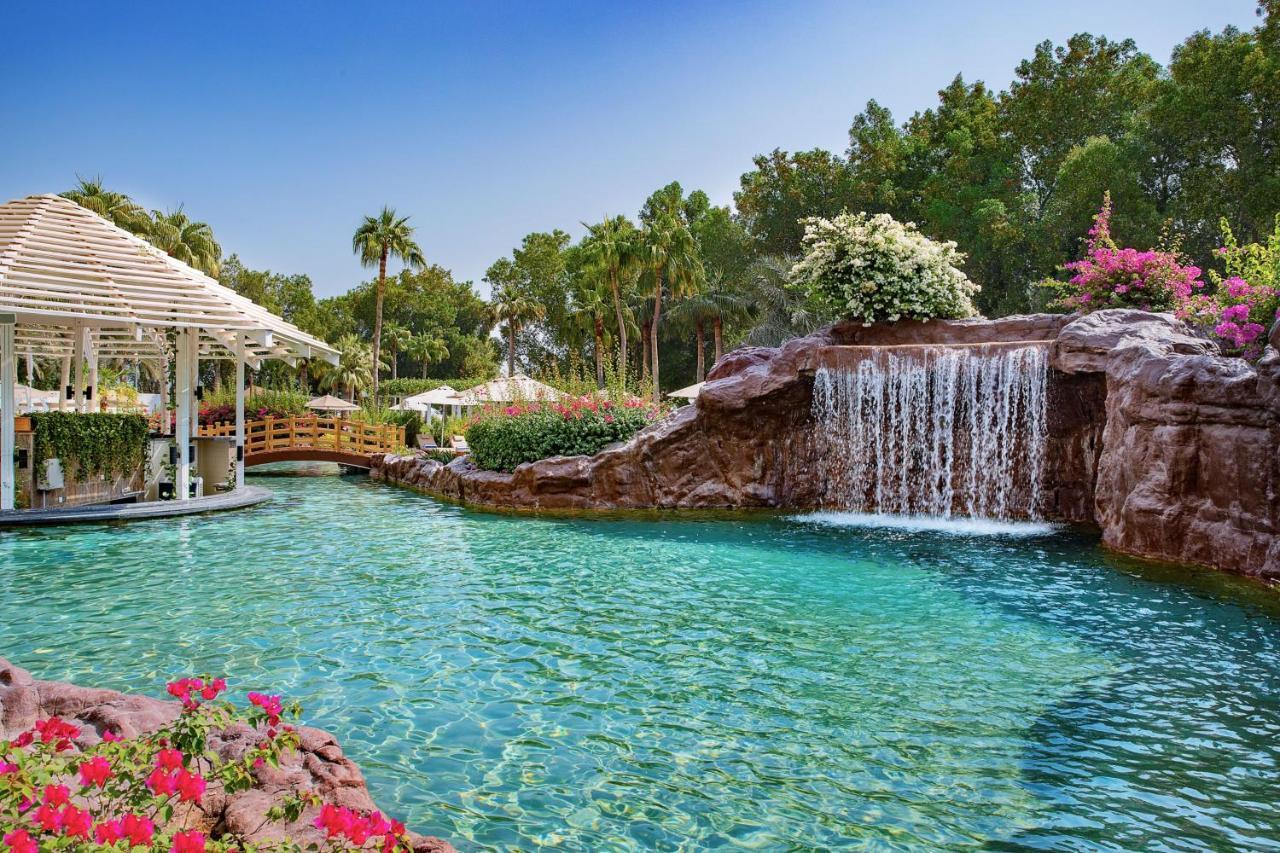 The Ritz-Carlton, Doha Hotel Kültér fotó The Falls at Encore