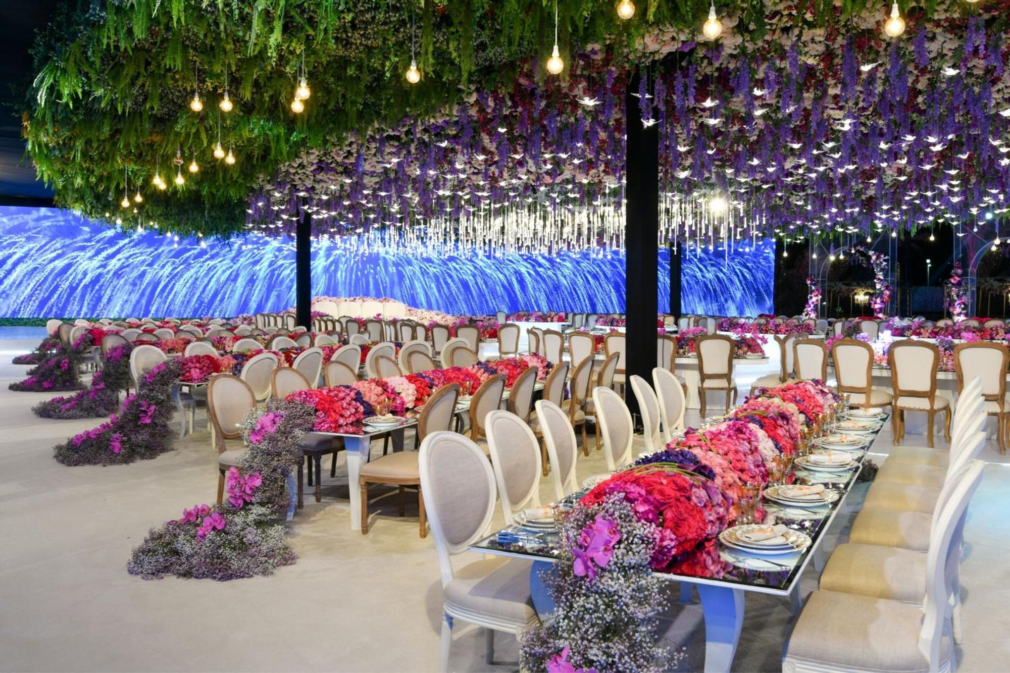 The Ritz-Carlton, Doha Hotel Kültér fotó The interior of the tent