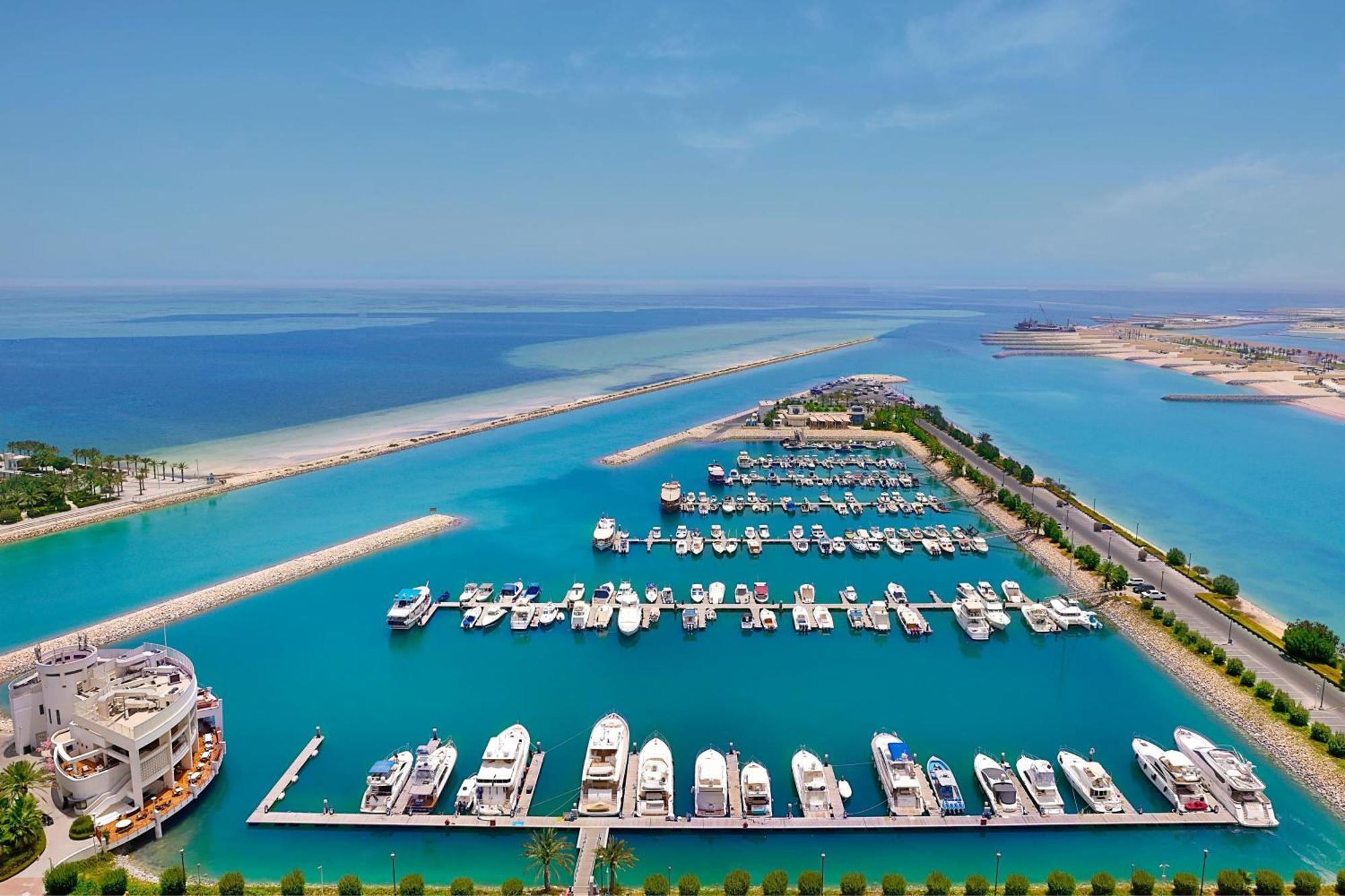 The Ritz-Carlton, Doha Hotel Kültér fotó Aerial view of the marina