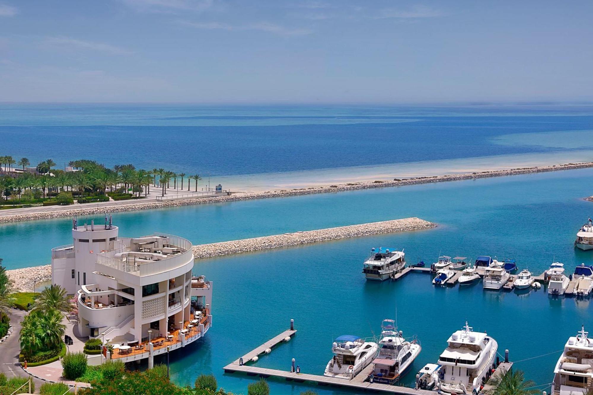 The Ritz-Carlton, Doha Hotel Kültér fotó Marina at the InterContinental Hotel