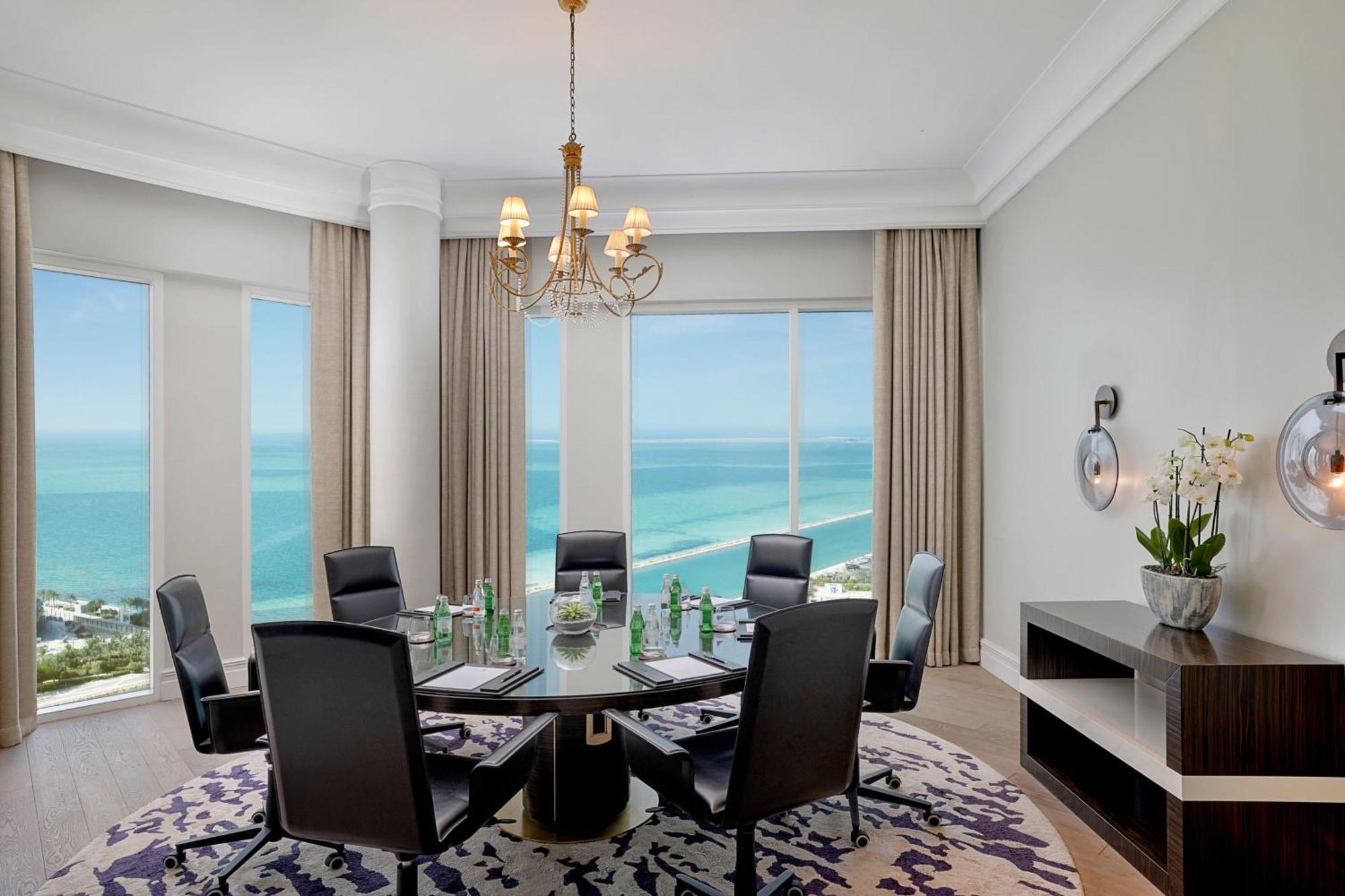 The Ritz-Carlton, Doha Hotel Kültér fotó Boardroom