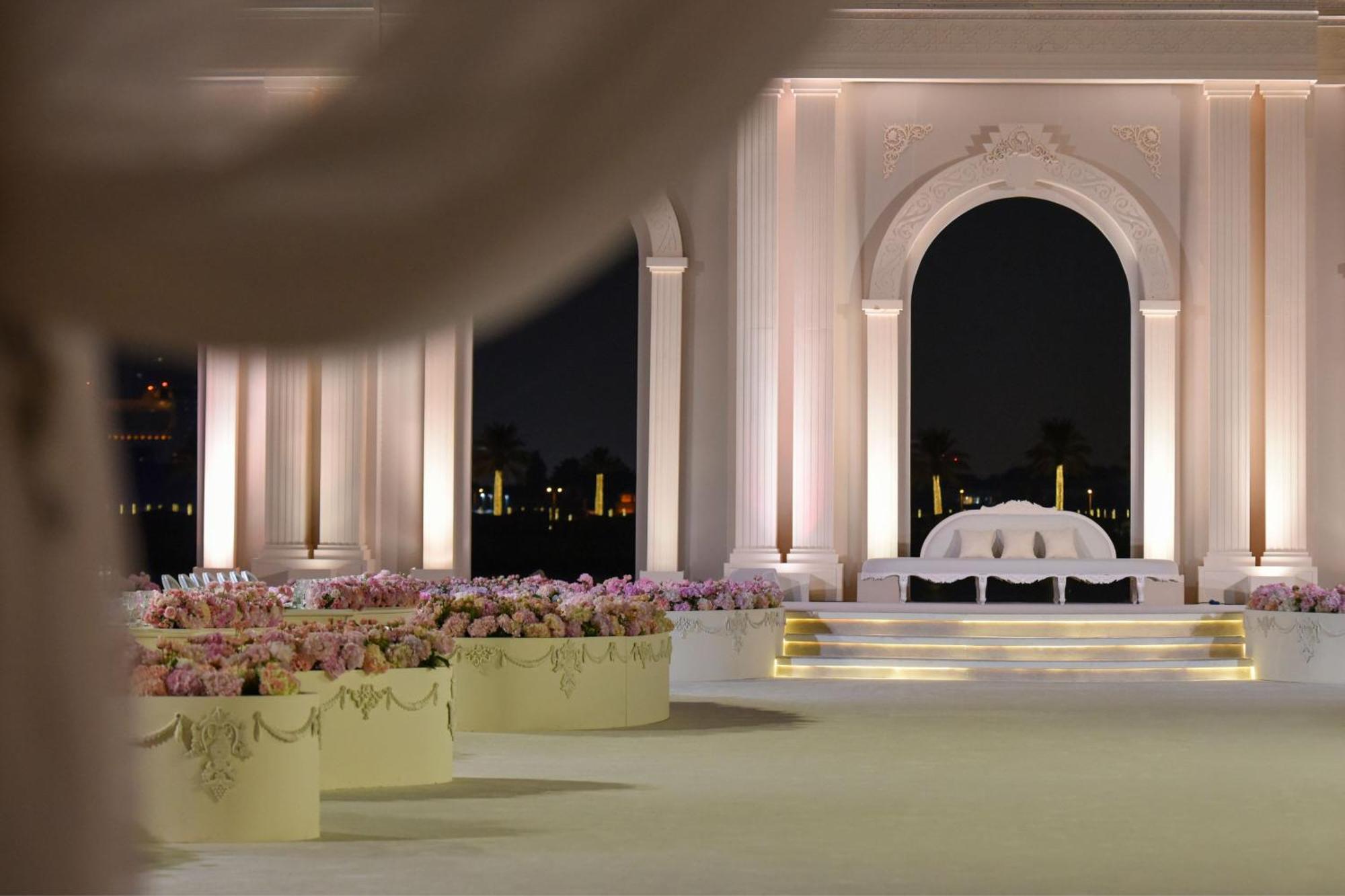 The Ritz-Carlton, Doha Hotel Kültér fotó The interior of the Al-Jalaal Palace