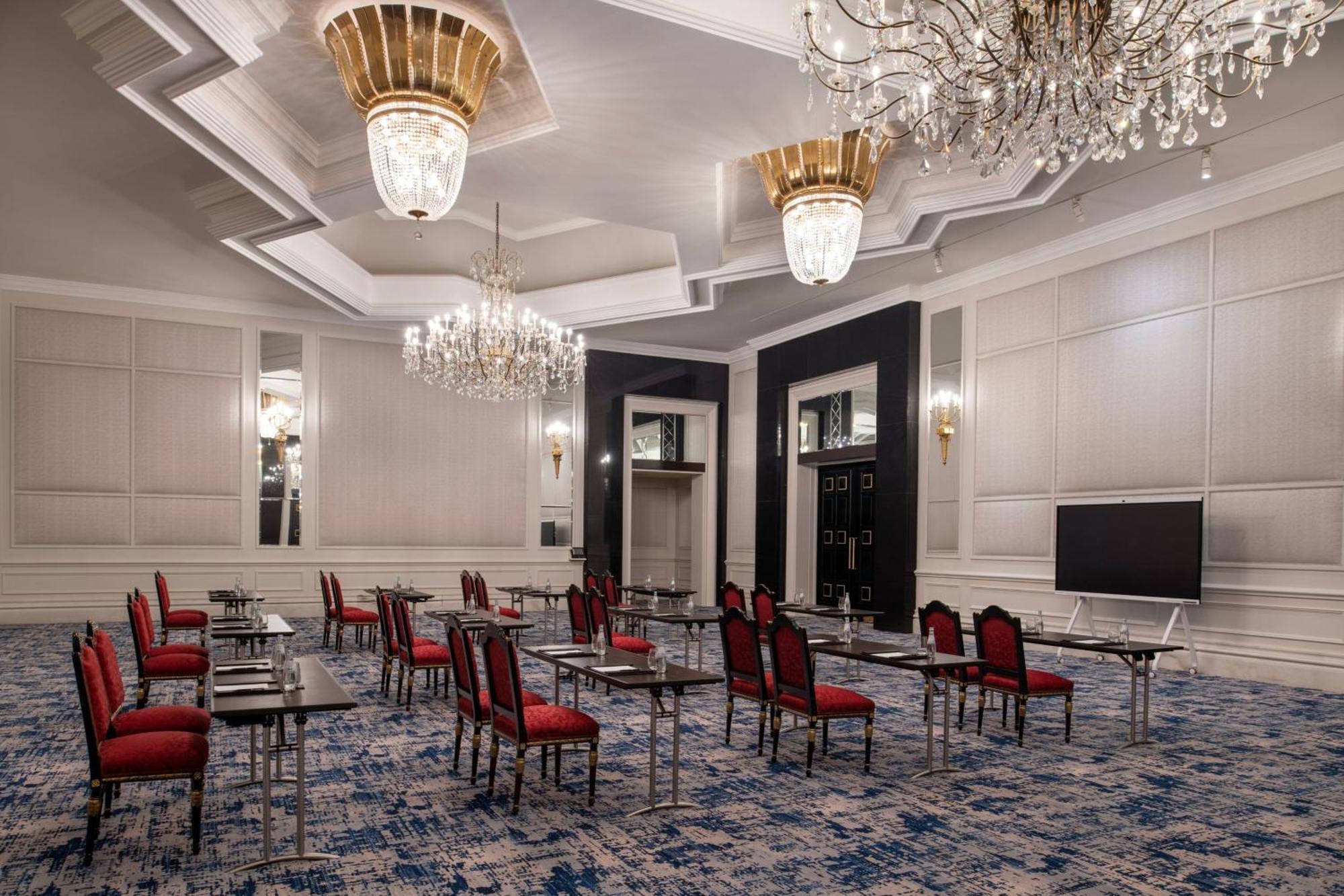 The Ritz-Carlton, Doha Hotel Kültér fotó The ballroom